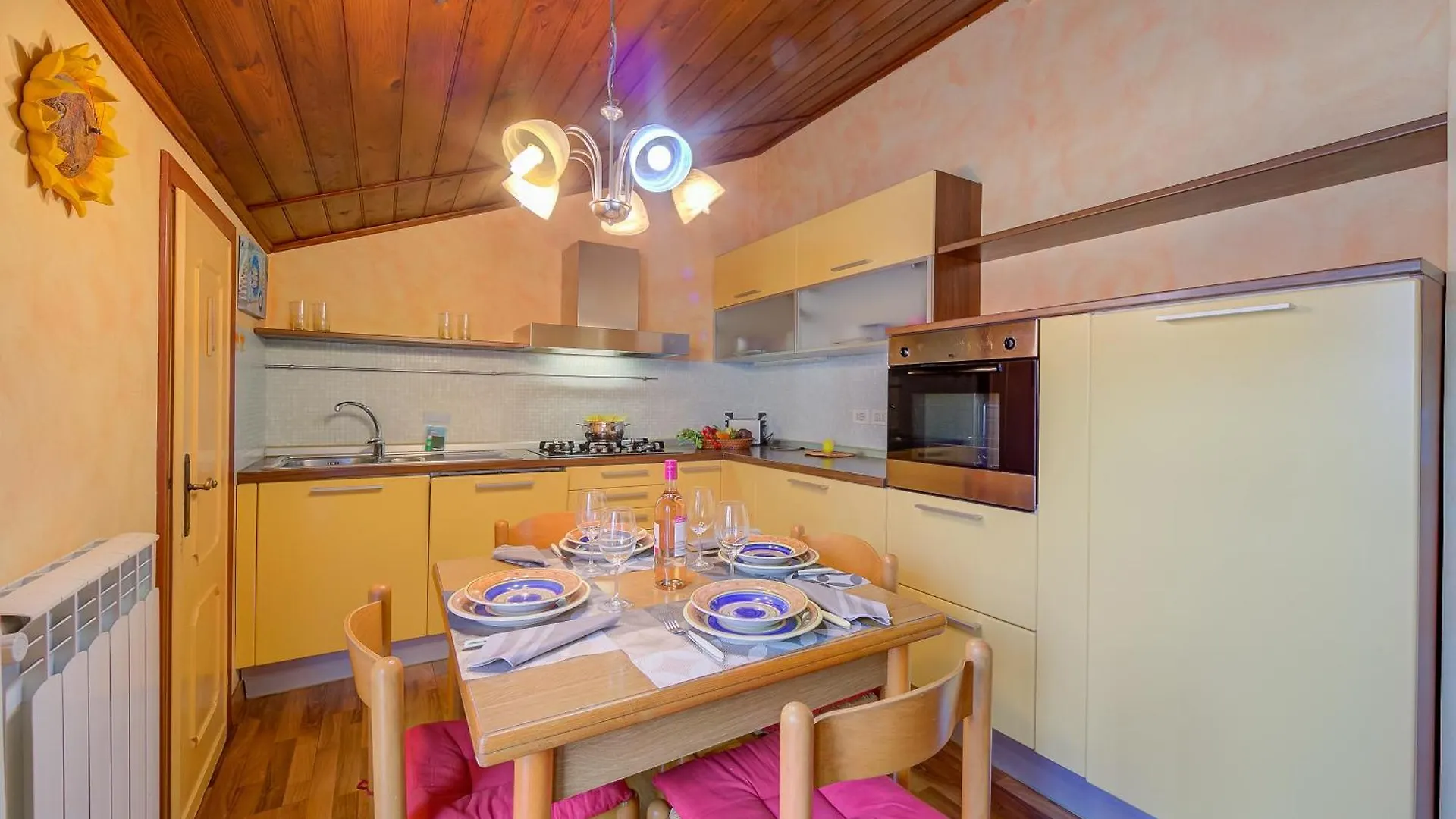Cosy Loft 500M From Sea - Happy Rentals Alassio Apartment