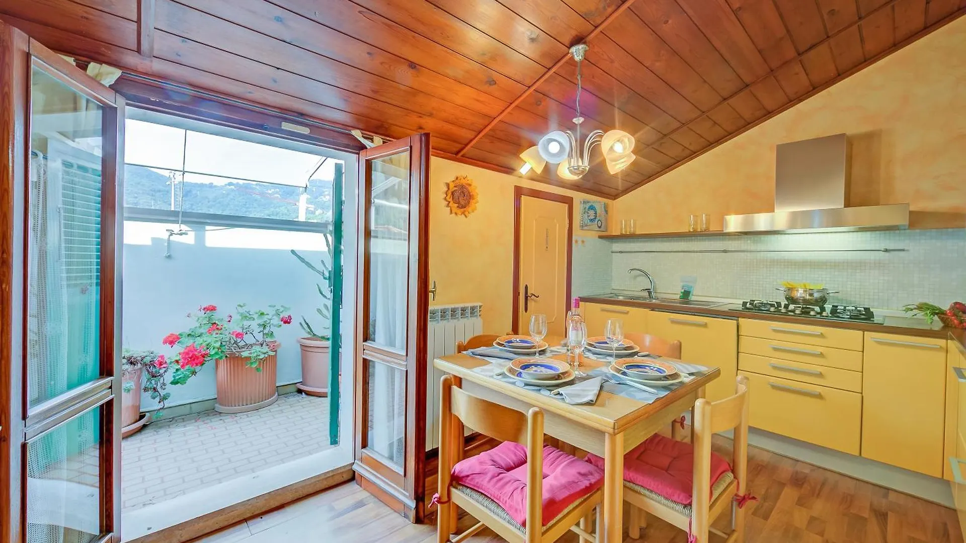 Cosy Loft 500M From Sea - Happy Rentals Alassio 0*,