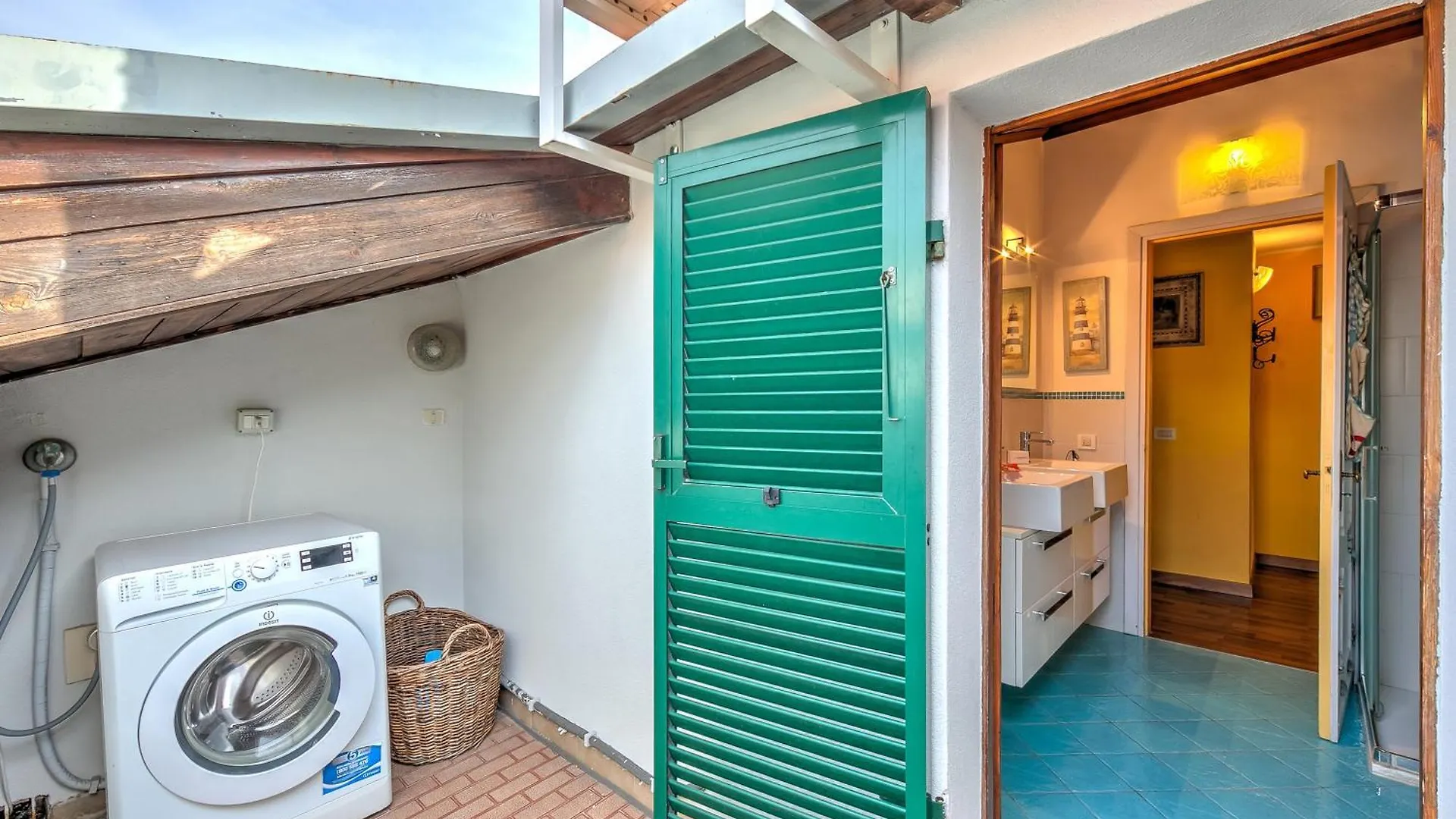 Cosy Loft 500M From Sea - Happy Rentals Alassio Italy